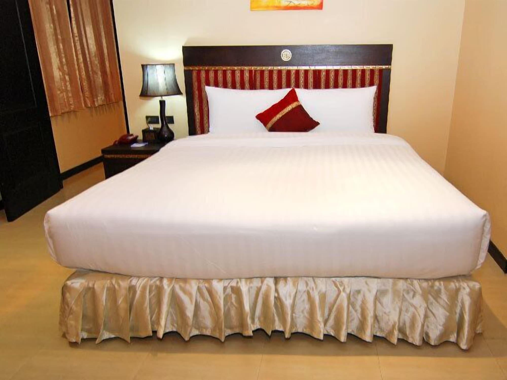 Lucky Palace Hotel Bangkok Luaran gambar