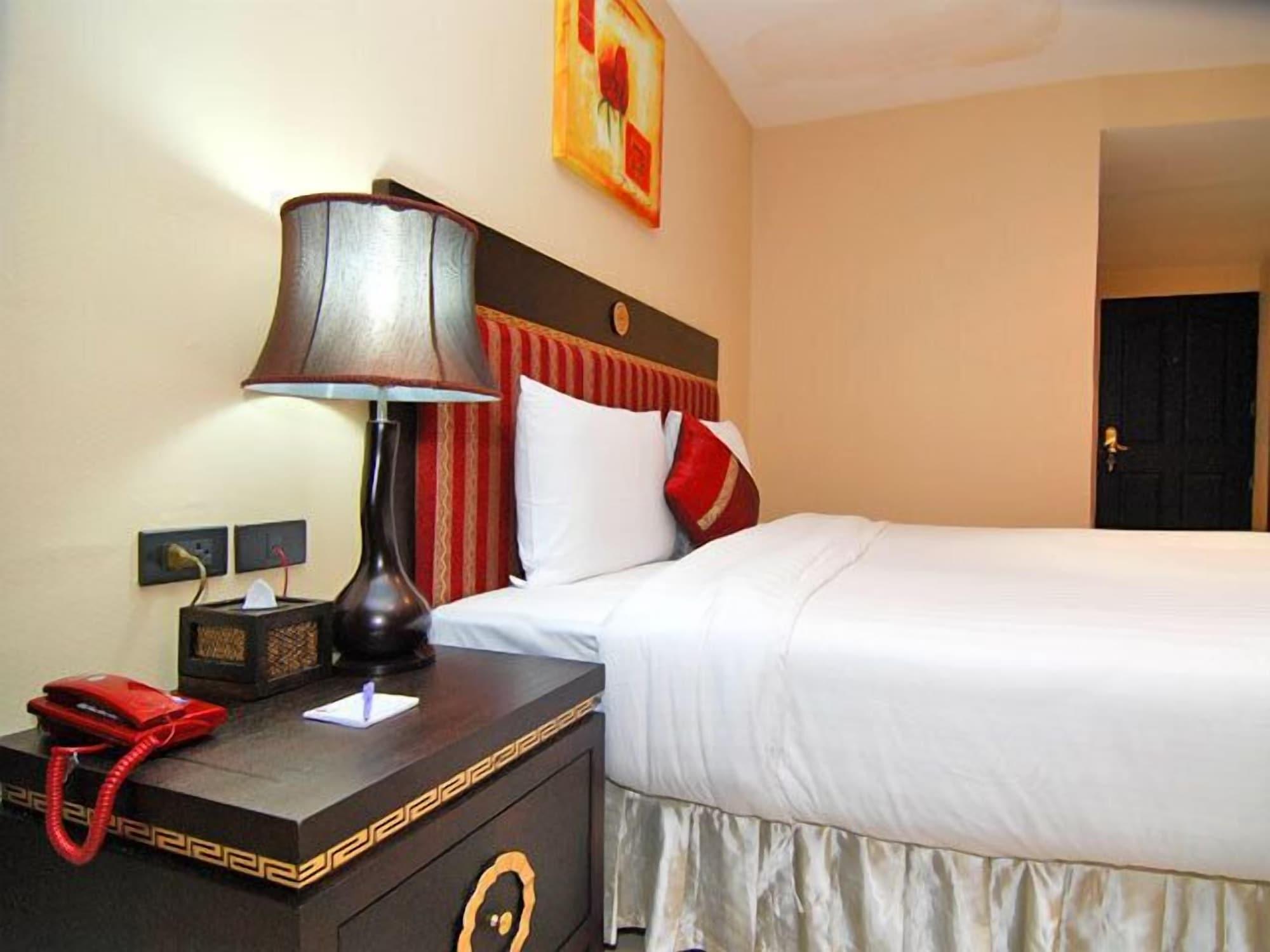 Lucky Palace Hotel Bangkok Luaran gambar
